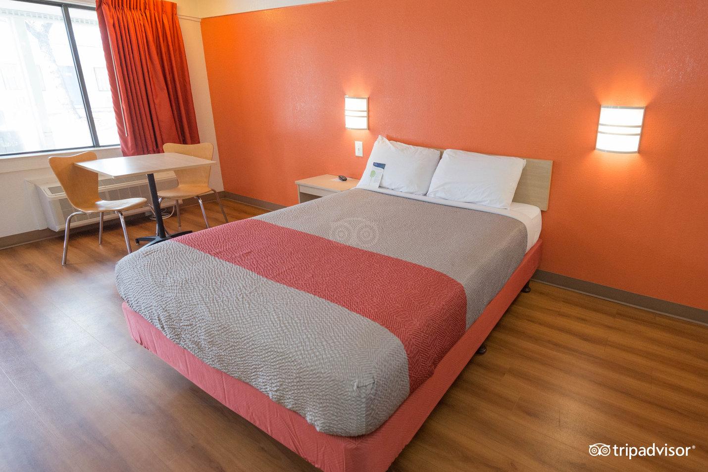 Super 8 By Wyndham Asheville/biltmore Hotel Asheville